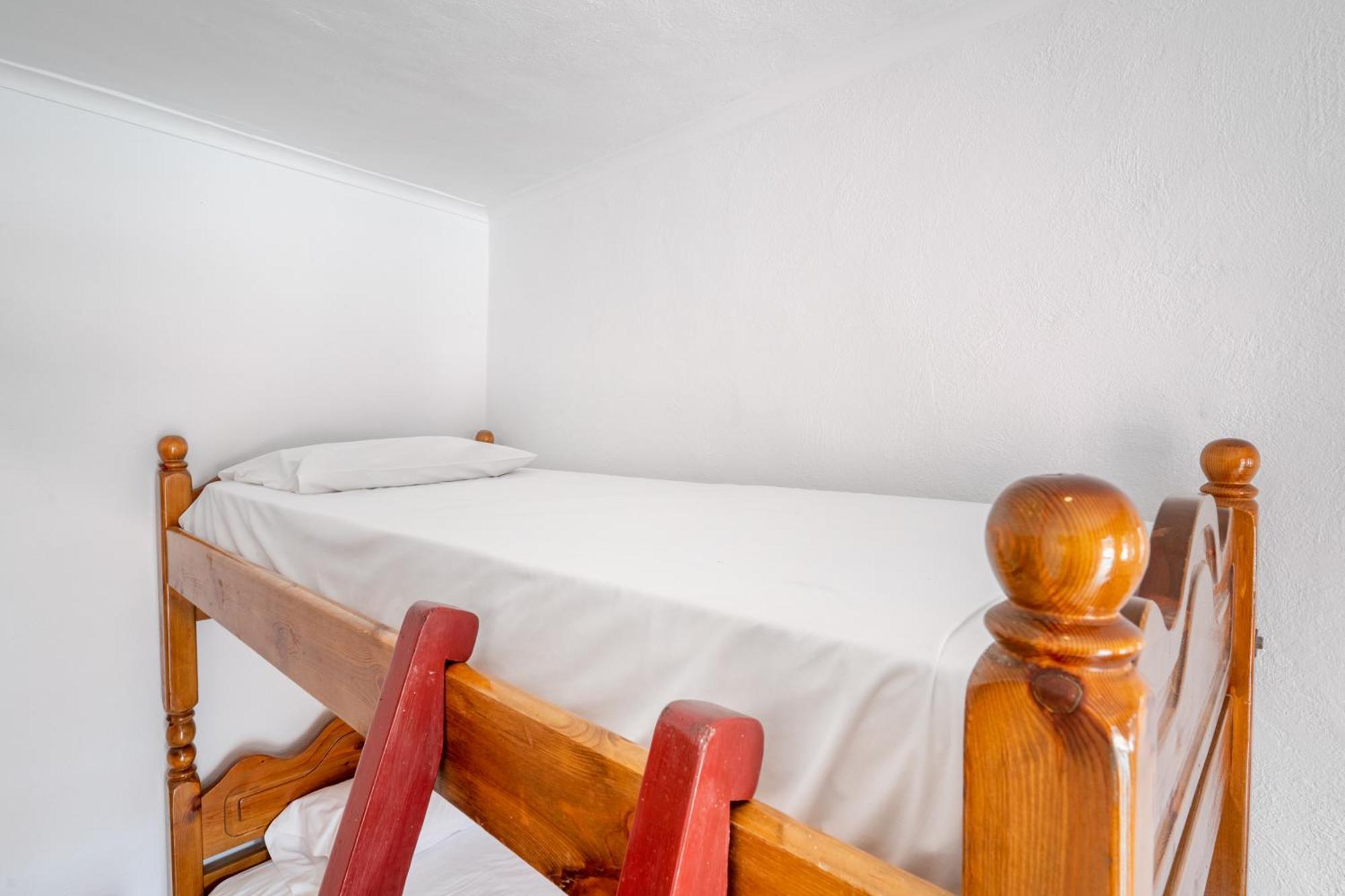 אגיוס גורדיוס The Pink Palace Hostel חדר תמונה