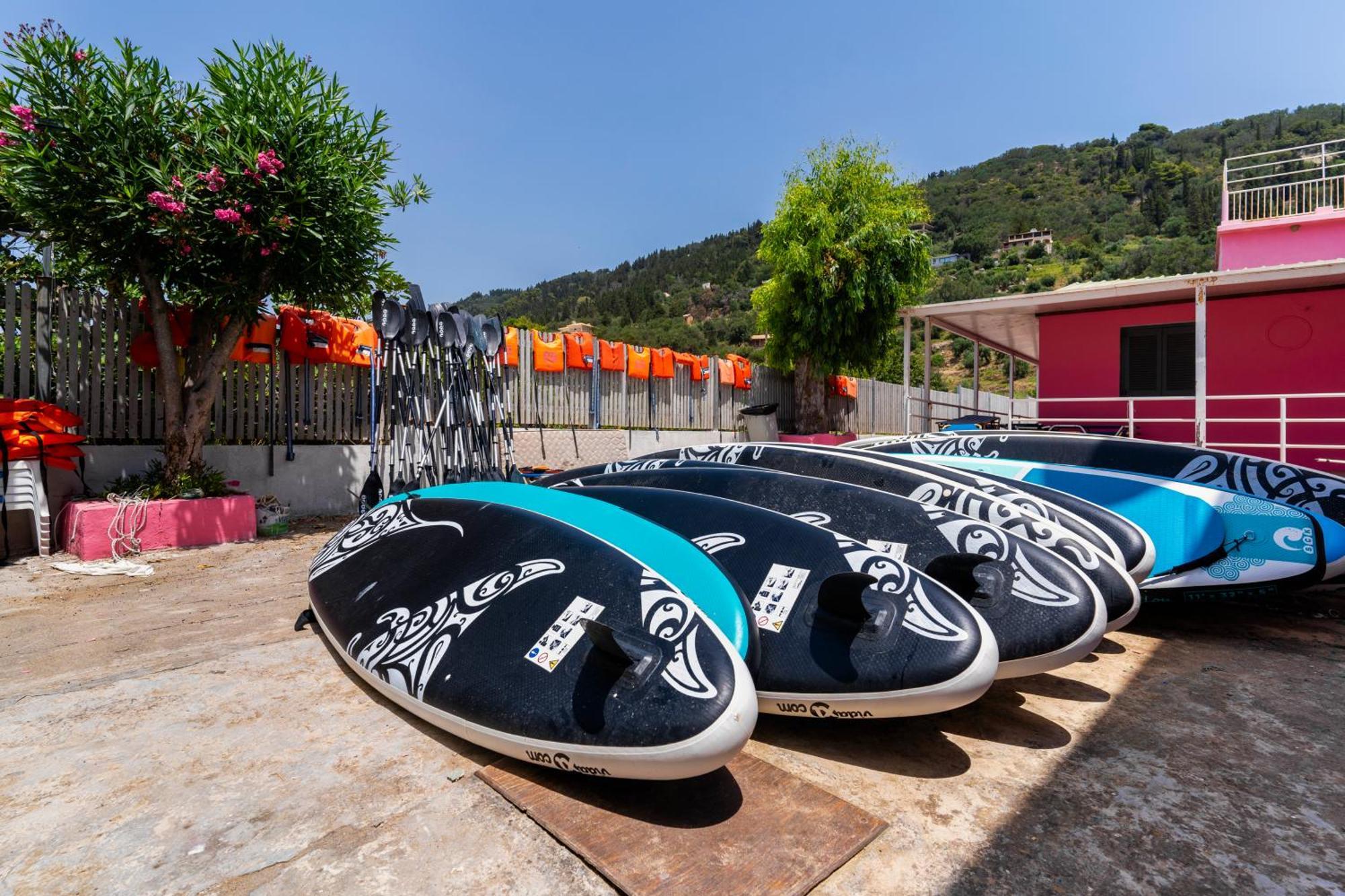 אגיוס גורדיוס The Pink Palace Hostel מראה חיצוני תמונה